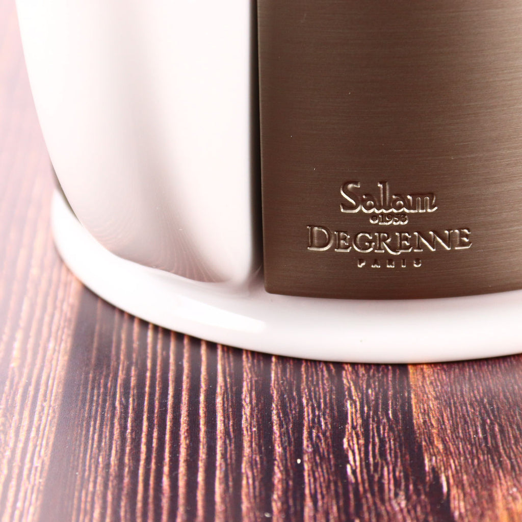 Degrenne Teapot Brushed aluminium Zinc Lid macro