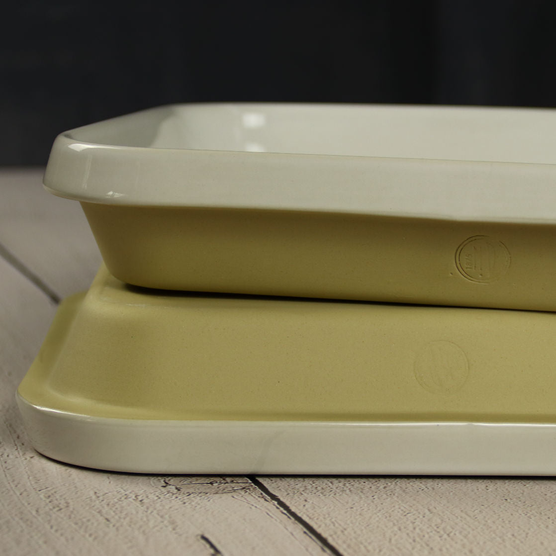 Rectangular white terracotta dish 31x26cm - Manufacture de Digoin