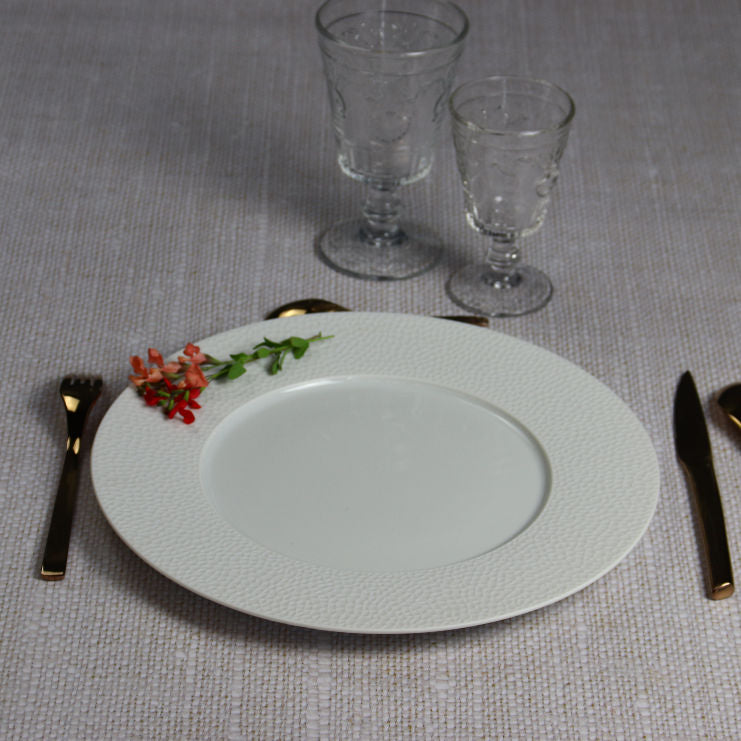 3 Round presentation plates 32 cm